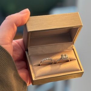 Wedding Ring Set